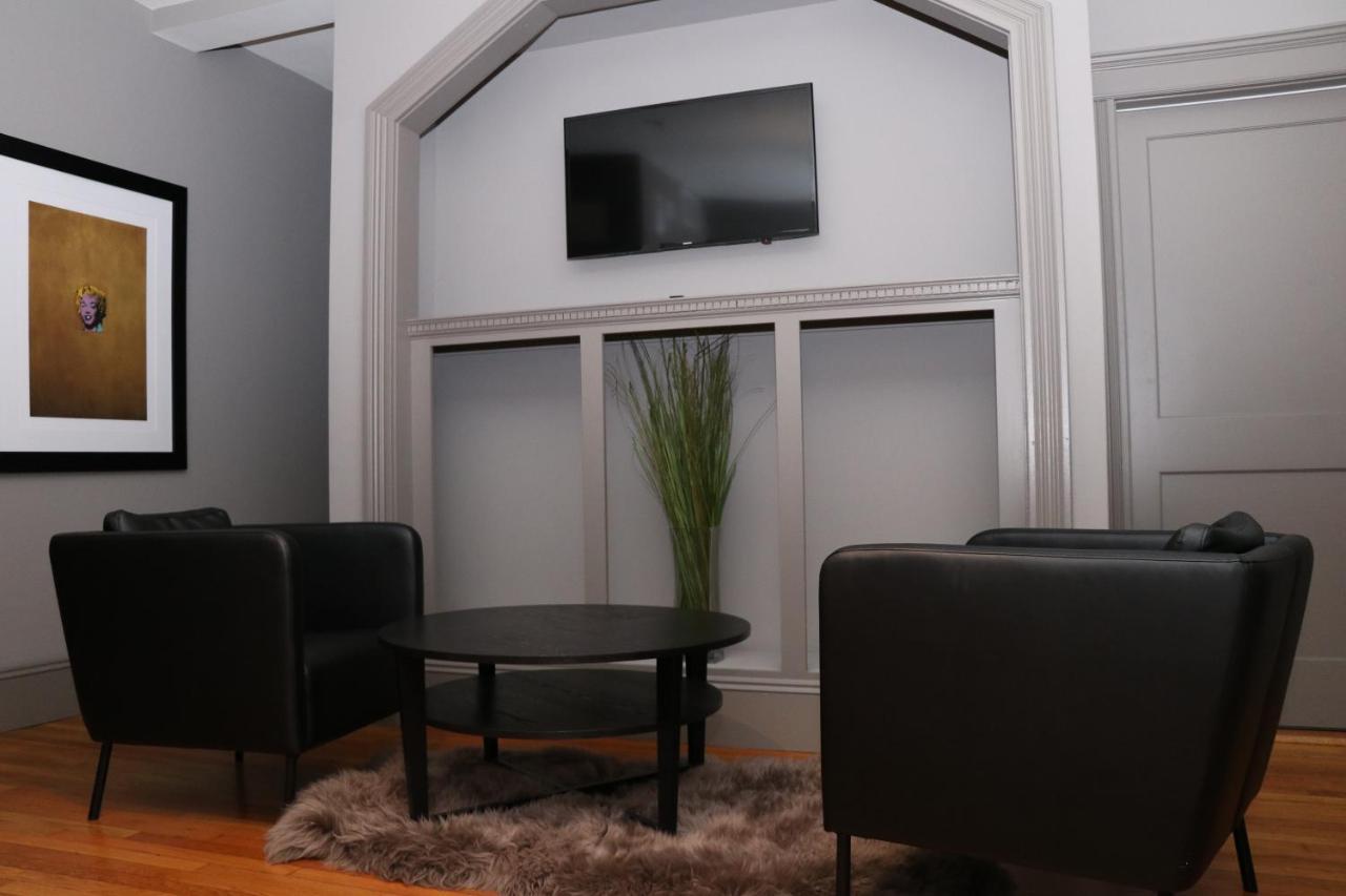 A Stylish Stay W/ A Queen Bed, Heated Floors.. #37 Μπρούκλαϊν Εξωτερικό φωτογραφία