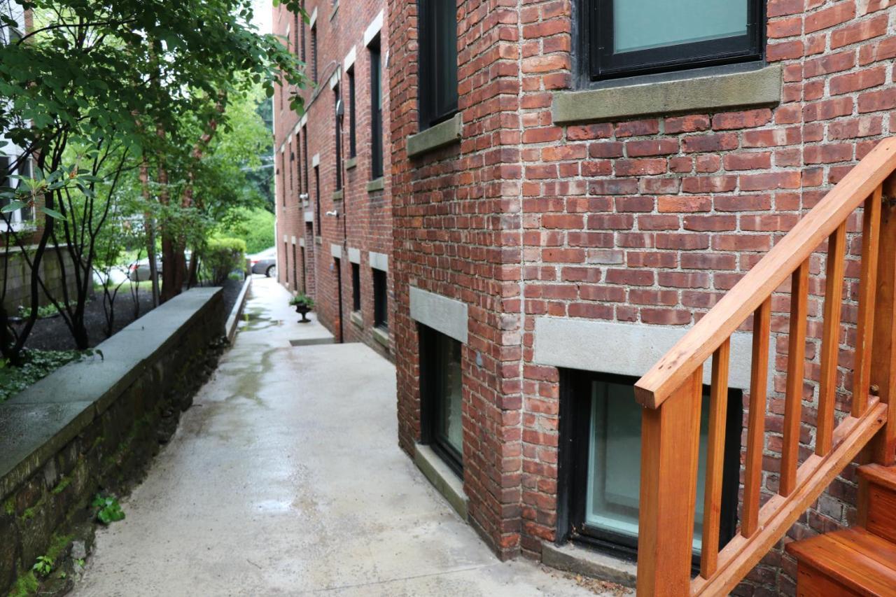 A Stylish Stay W/ A Queen Bed, Heated Floors.. #37 Μπρούκλαϊν Εξωτερικό φωτογραφία